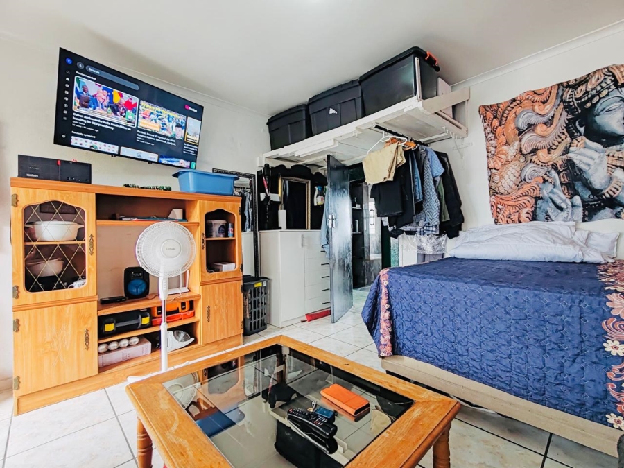 2 Bedroom Property for Sale in Maitland Western Cape